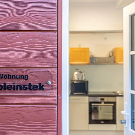 Kapitänshaus - Webleinstek Apartment