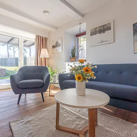Kapitänshaus - Webleinstek Apartment